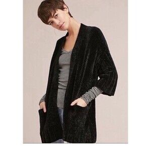 Anthropologie Moth Lily Black  Chenille Thick Knit Cardigan Sweater M Kimono SLV